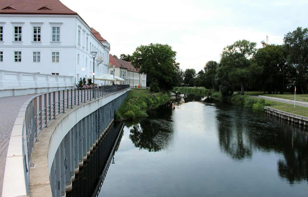 Schlossplatz Oranienburg neben der Havel